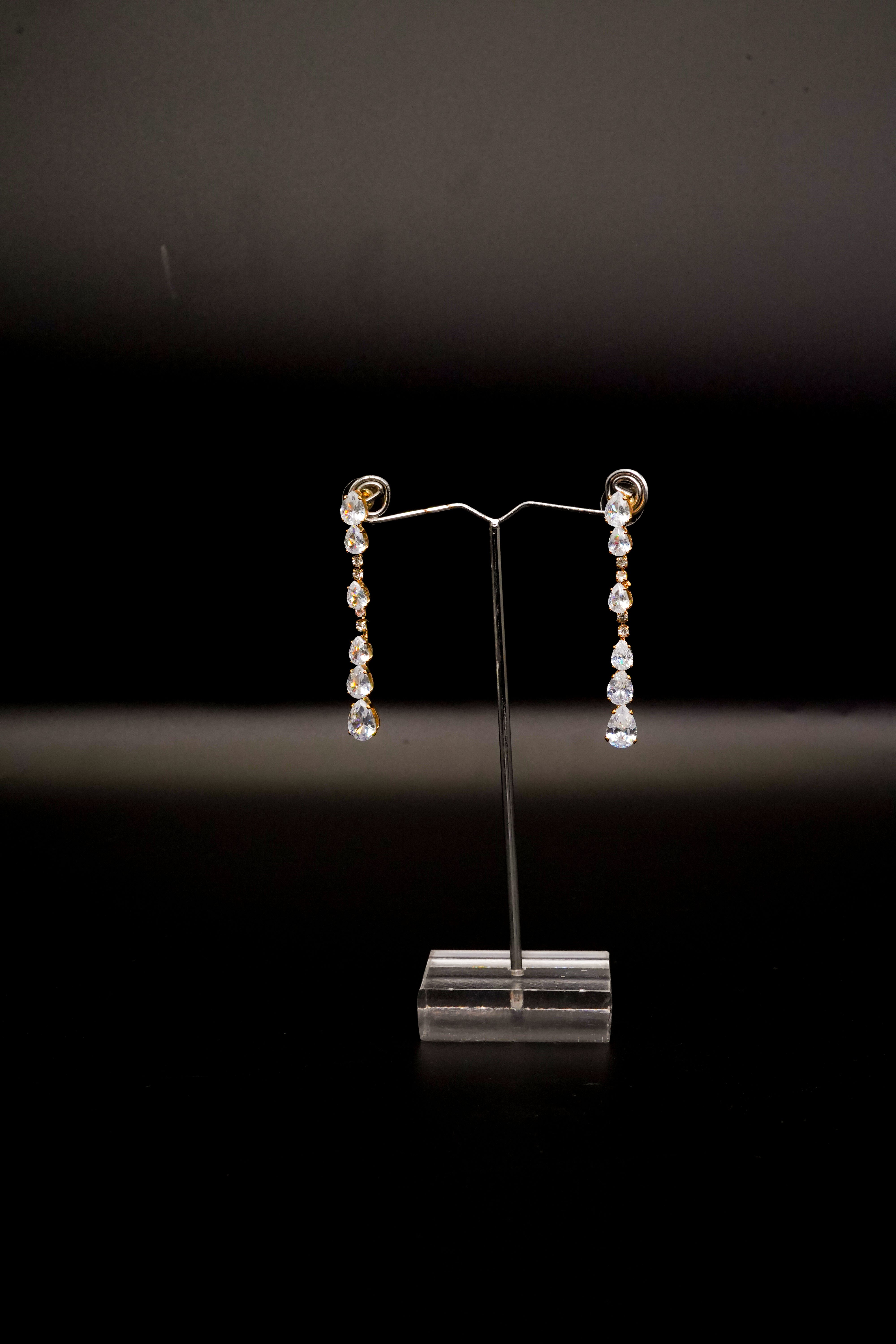 Earrings E-2