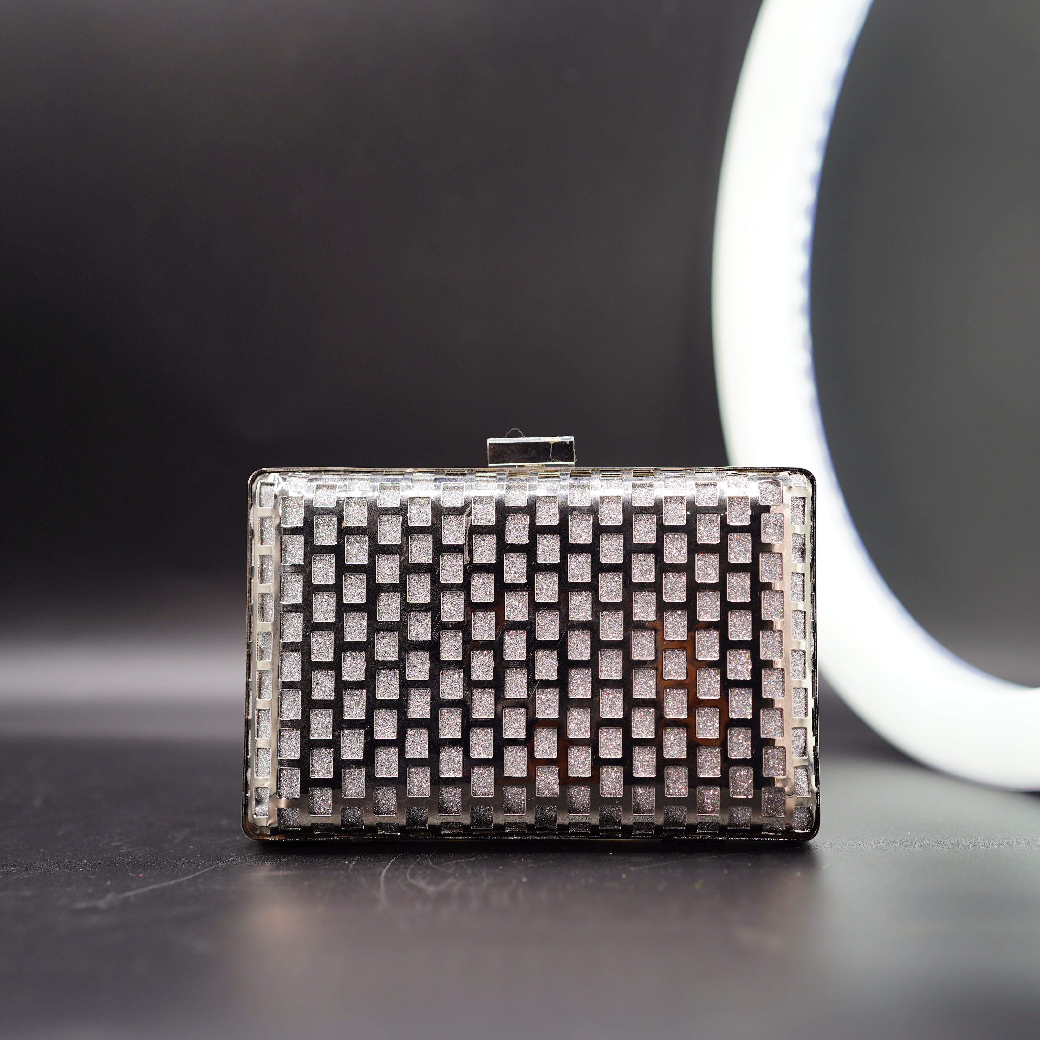 Fancy Clutch C-01