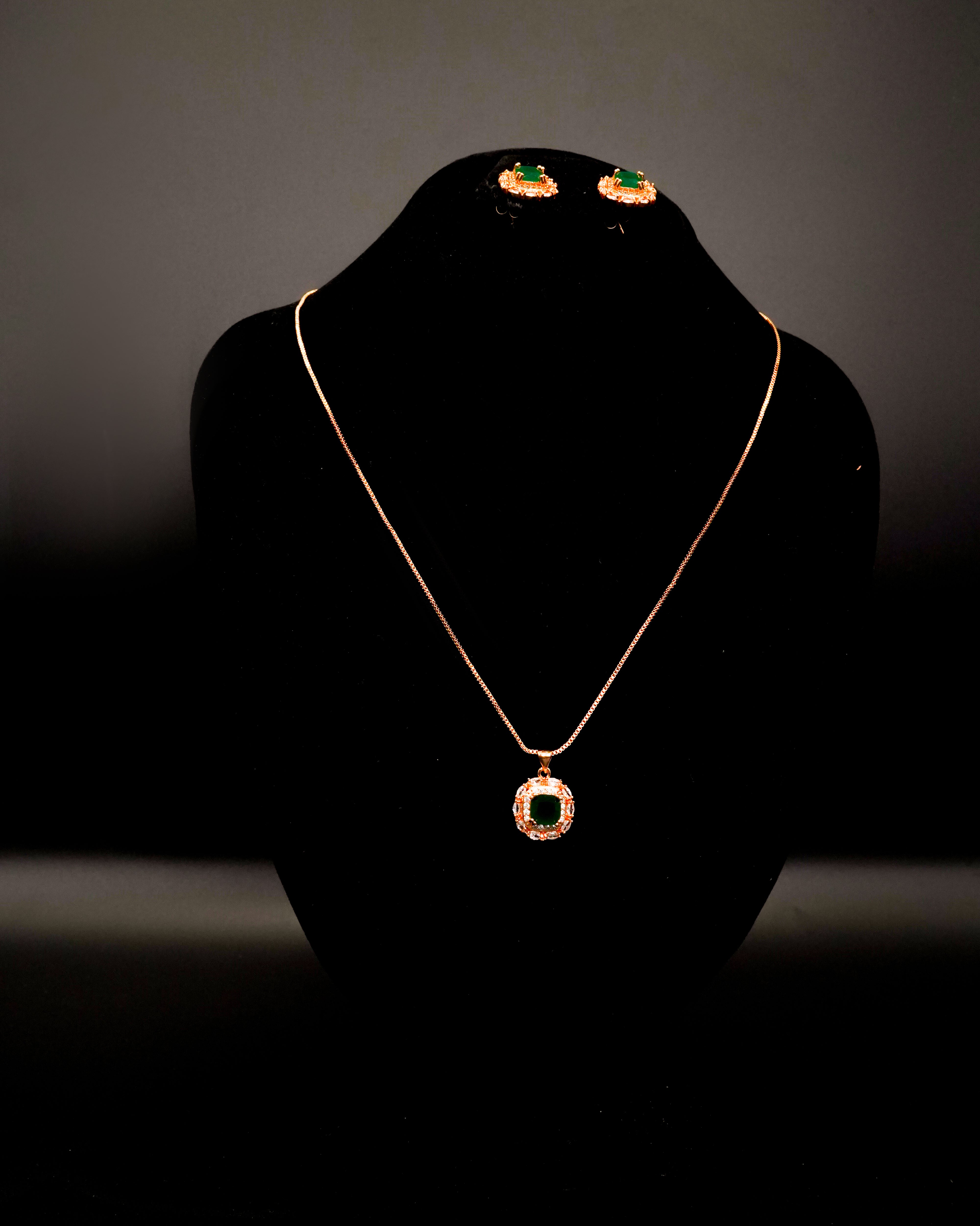 Round Pendant Necklace with Earrings LS-12