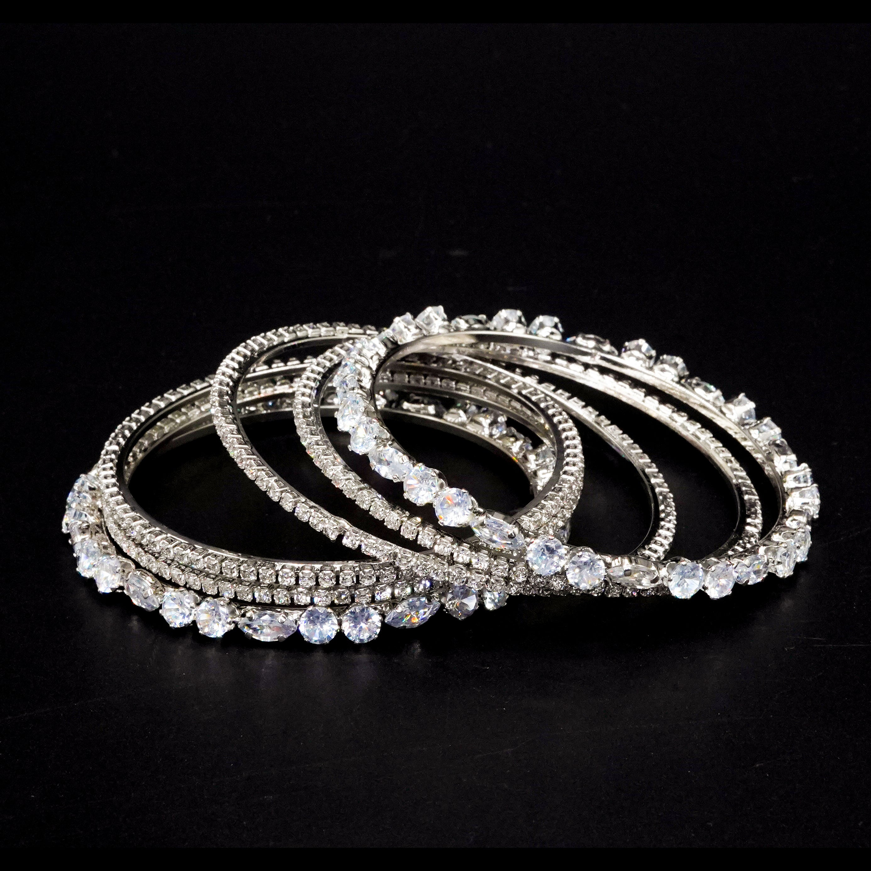 Diamond Cut Bangles 6 Pcs GD-03