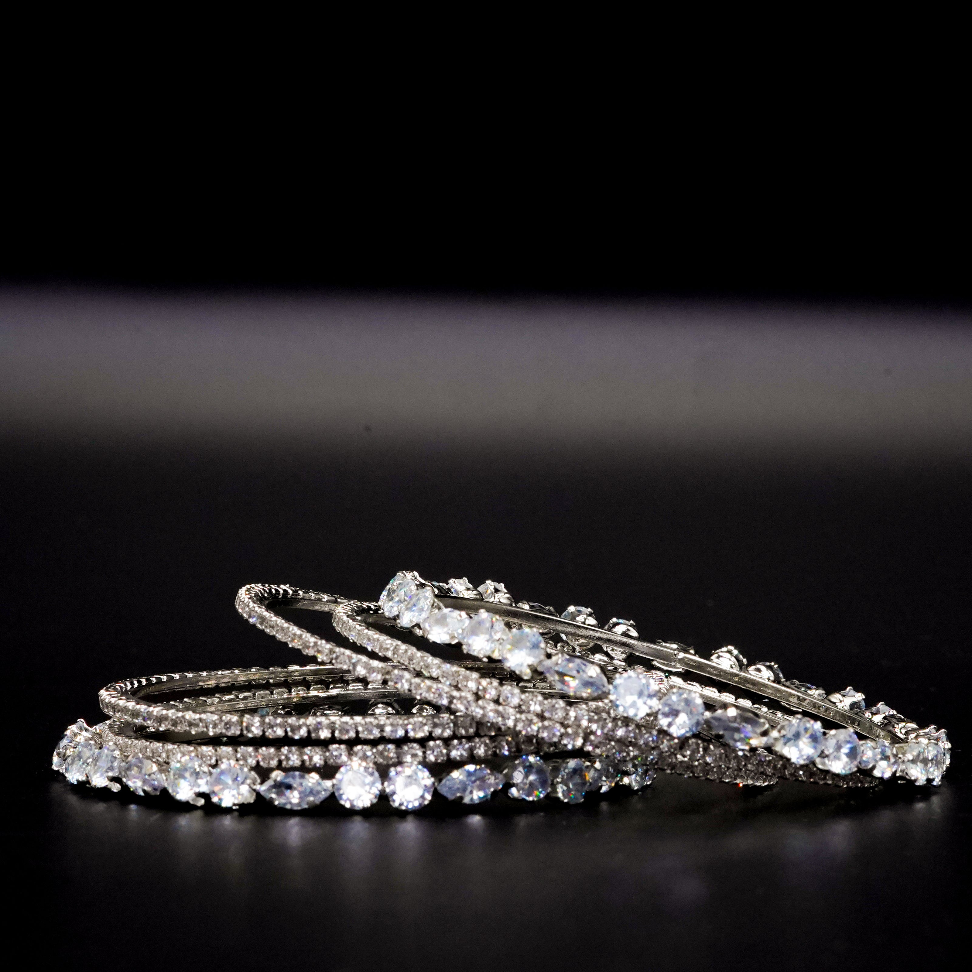 Diamond Cut Bangles 6 Pcs GD-03