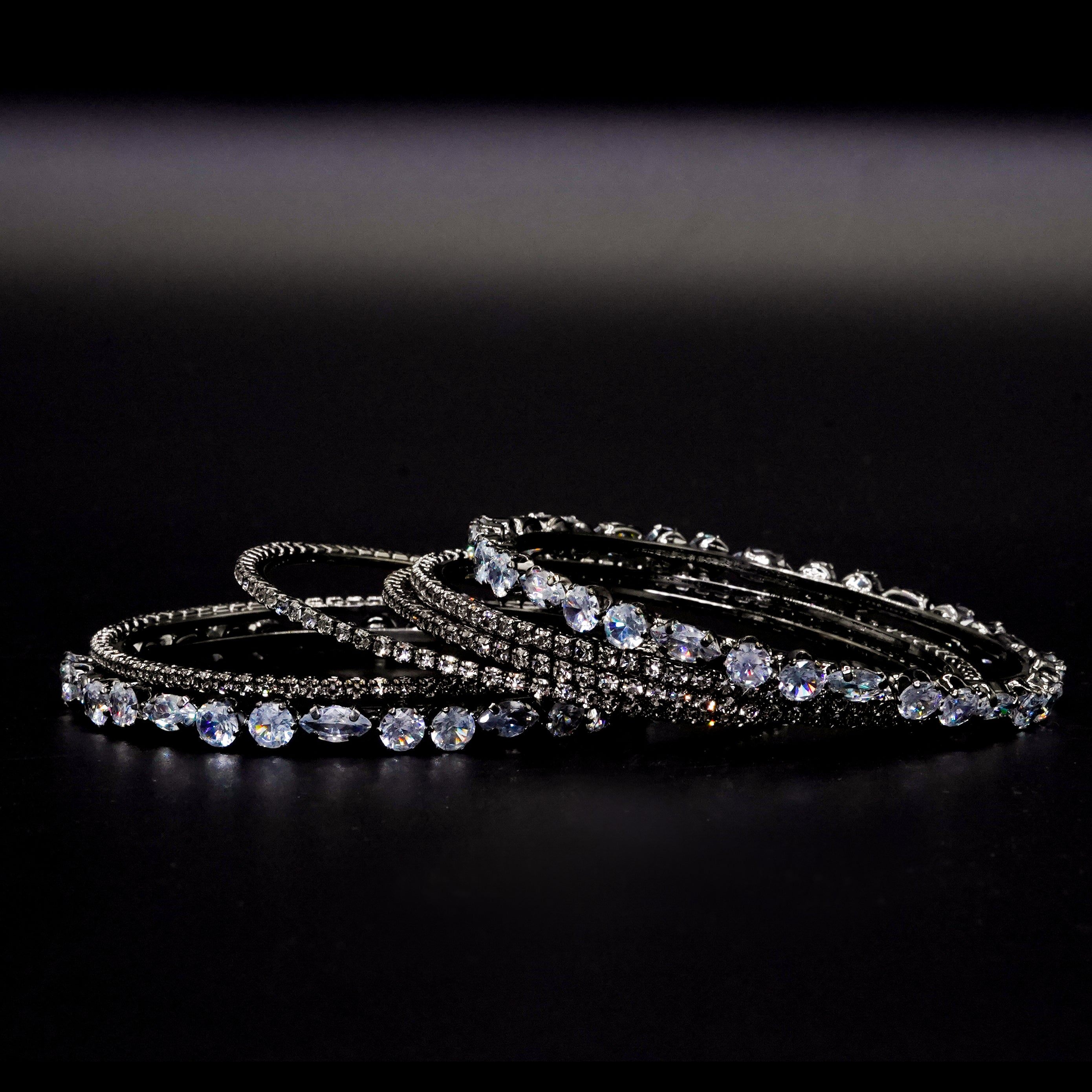 Diamond Cut Bangles 6 Pcs GD-03