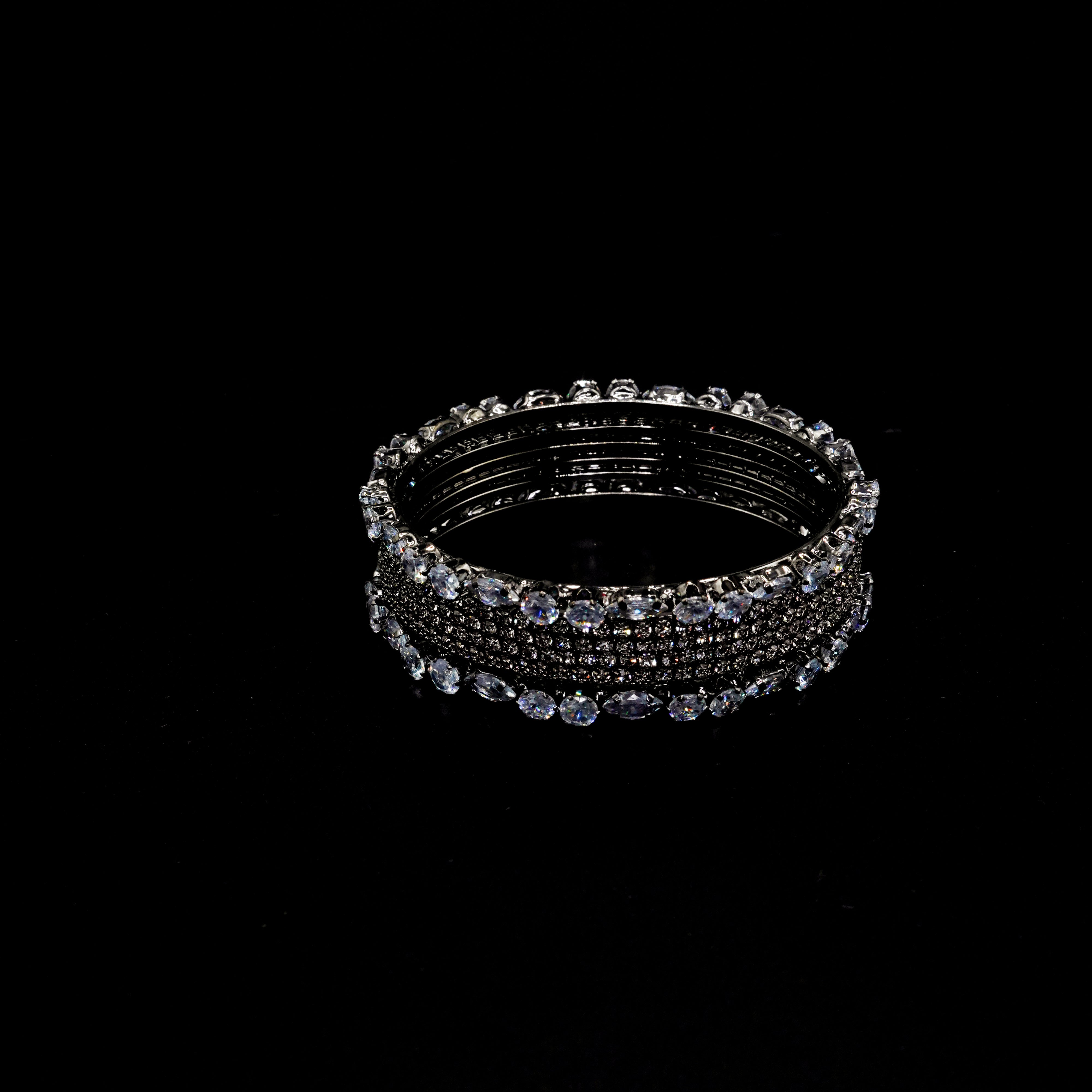 Diamond Cut Bangles 6 Pcs GD-03