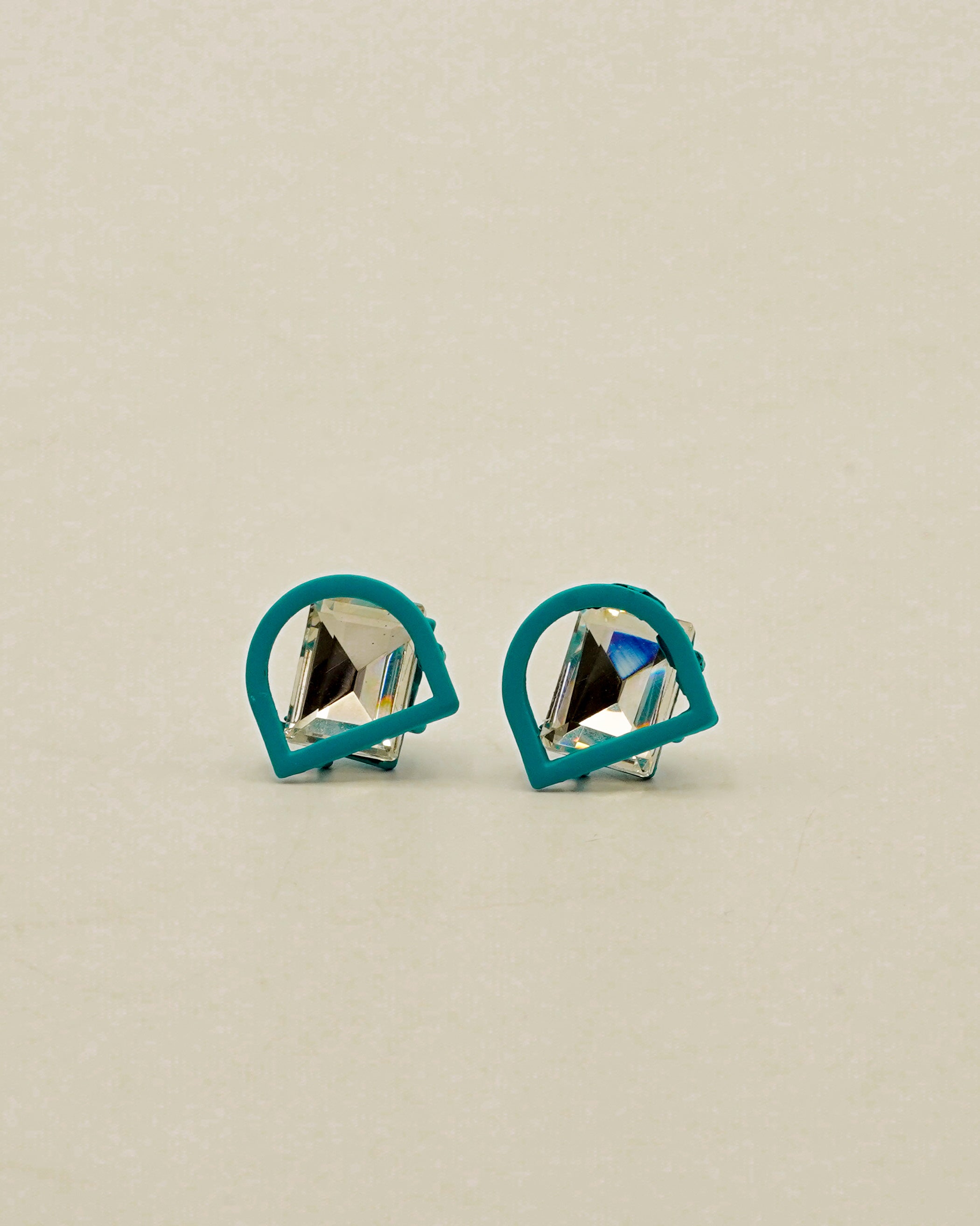 D Design Earring E-27