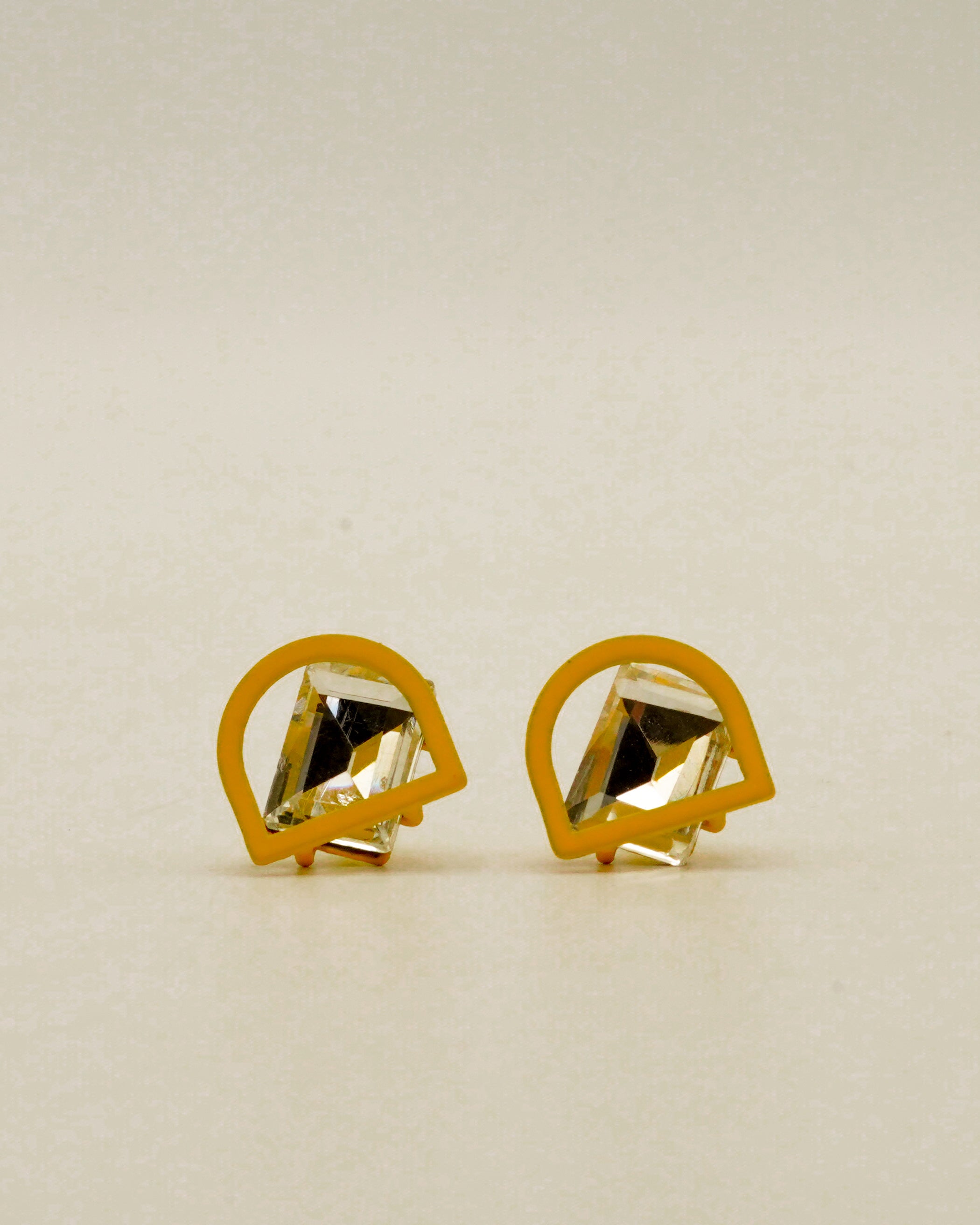 D Design Earring E-27