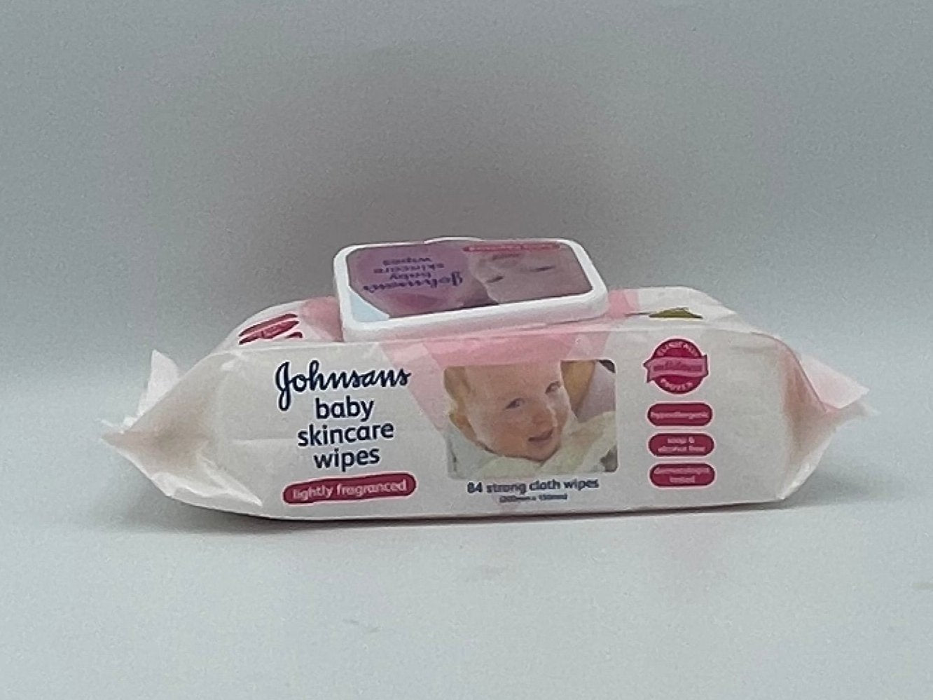 Johnson's Baby Wipes Ultimate Clean 84 Wipes